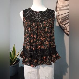 Altar'd State Floral Sleeveless Top with Lace Detailing Size Small